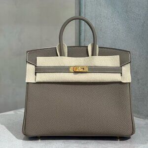 Classic Hermes Bag: A Stylish and Versatile Choice for Elegance